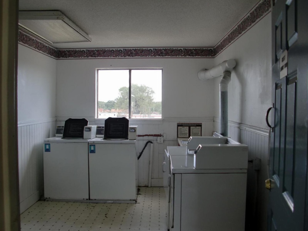 Room image 1
